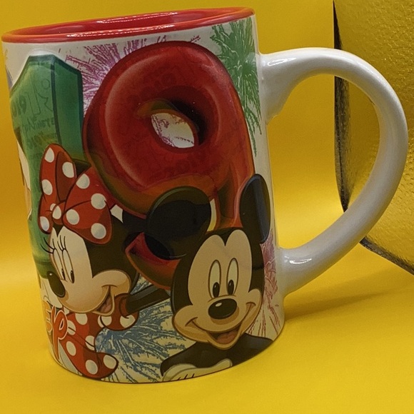 Disney mug - Picture 3 of 5